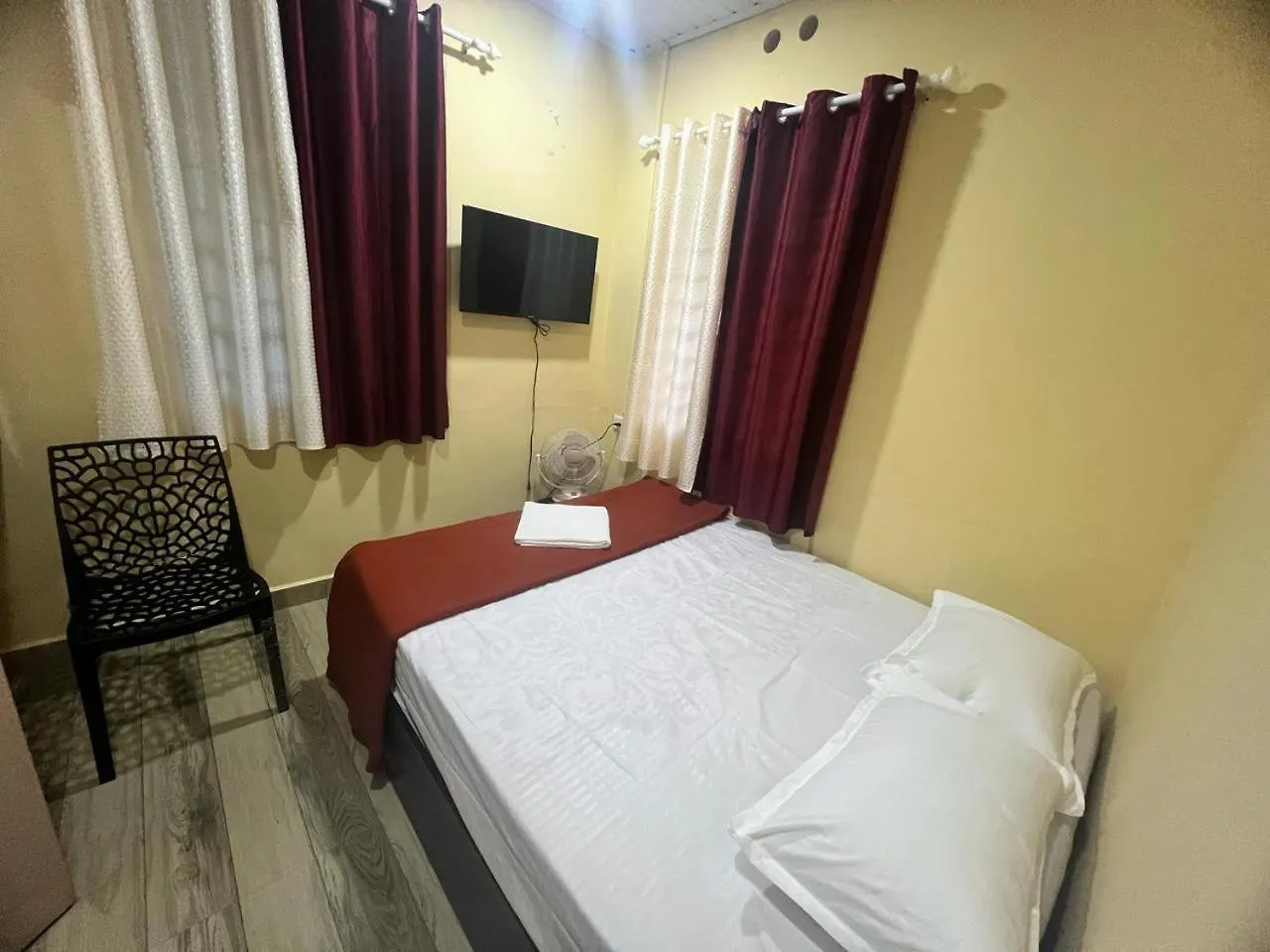 Homestay Kombans Misty Valley Munnar